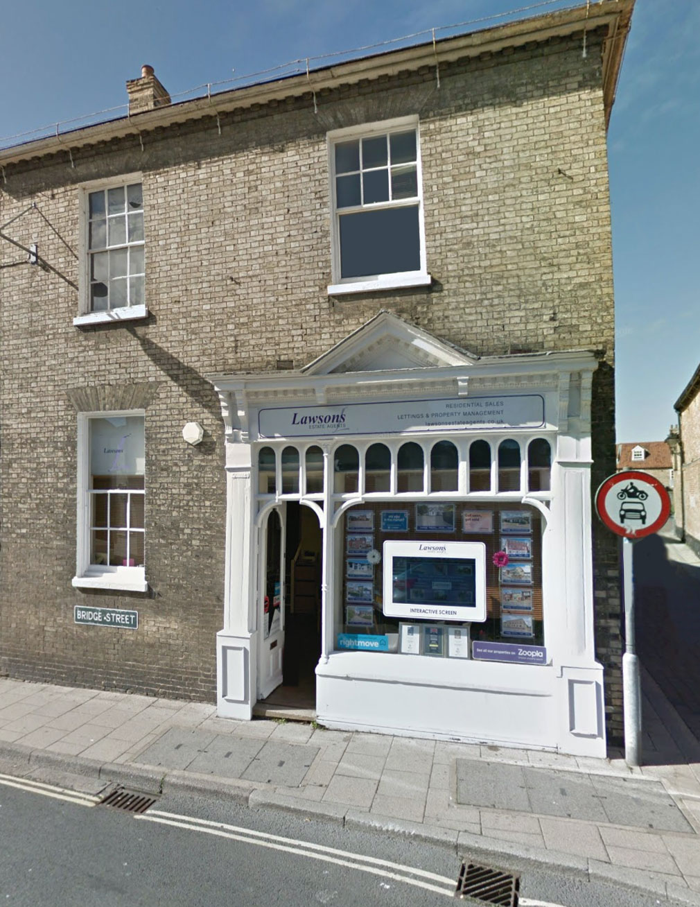 Contact lawsonsestateagents.co.uk